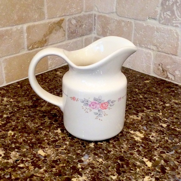 Vintage Pfaltzgraff Trousseau Pitcher & Creamer - Picture 9 of 12